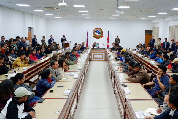 ‘प्रतिनिधिसभासहित हरेक तहका निर्वाचनलाई स्वतन्त्र, निष्पक्ष र शान्तिपूर्ण बनाइने’